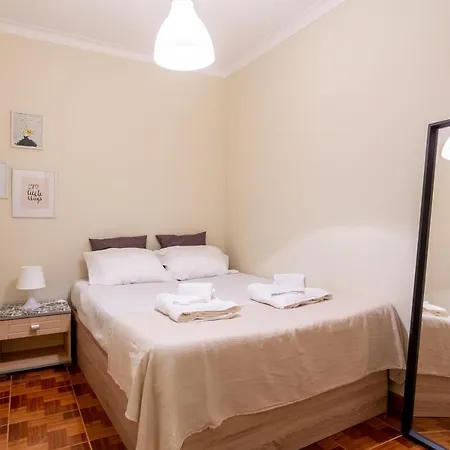1Bdr Apartment 5 Min From Santa Apolonia Station * Lisbon